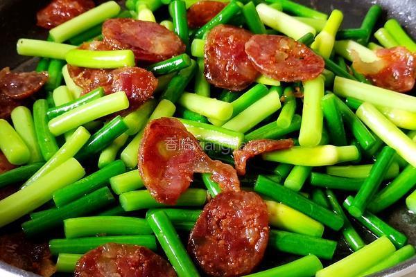 鲜蒜薹炒腊肠的做法图解10