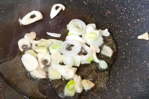 香椿炒豆干的做法图解8