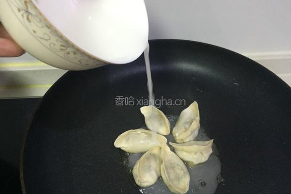 雪花煎饺的做法图解5