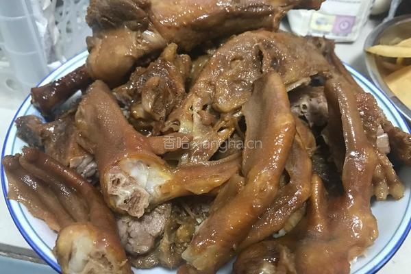 卤水鸭头、翅、爪