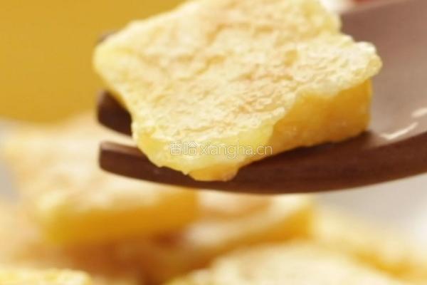 12-18个月辅食：蛋黄南瓜片的做法图解16