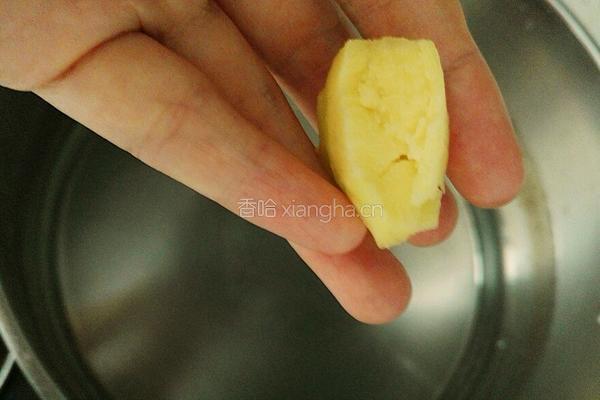 黑豆花生海带水瓜鸡汤的做法图解6