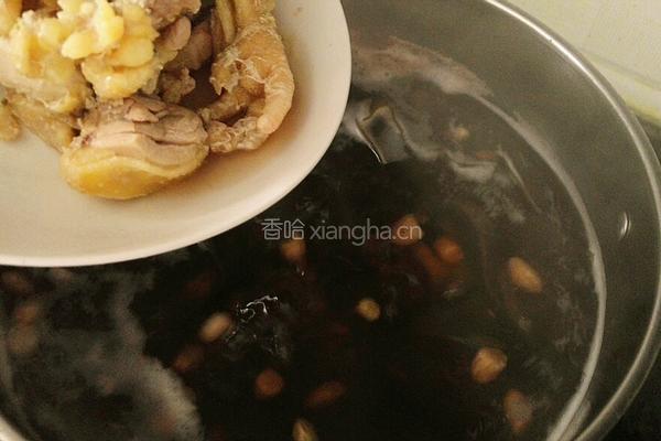 黑豆花生海带水瓜鸡汤的做法图解10