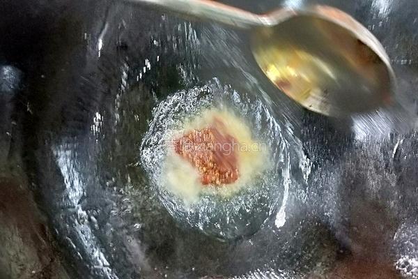 豆瓣鲫鱼的做法图解6