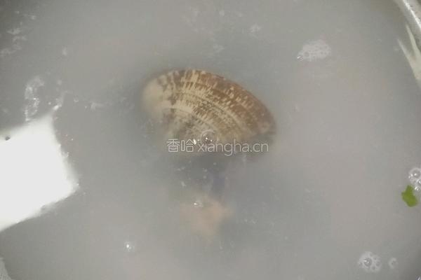 海鲜菠菜粥的做法图解4