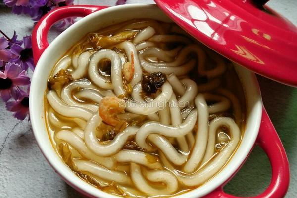 虾仁酸菜QQ面的做法图解8