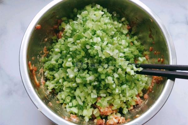 芹菜猪肉馅饺子的做法图解10