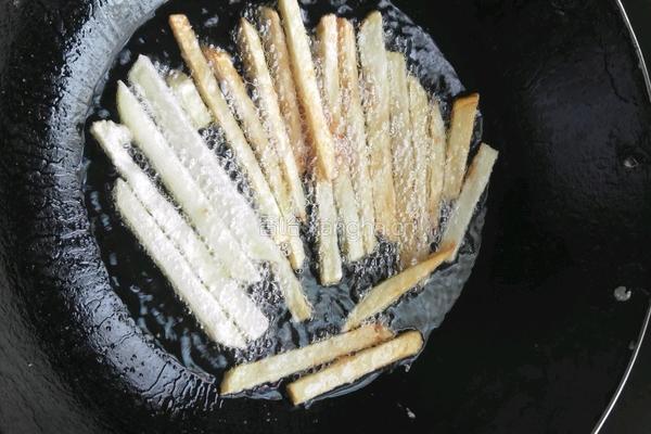 薯条的做法图解3