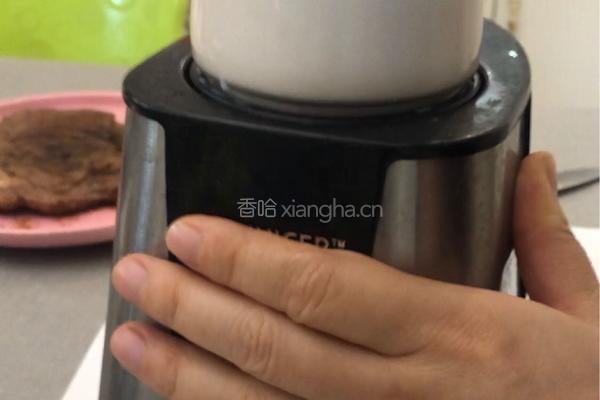 油桃奶昔的做法图解5