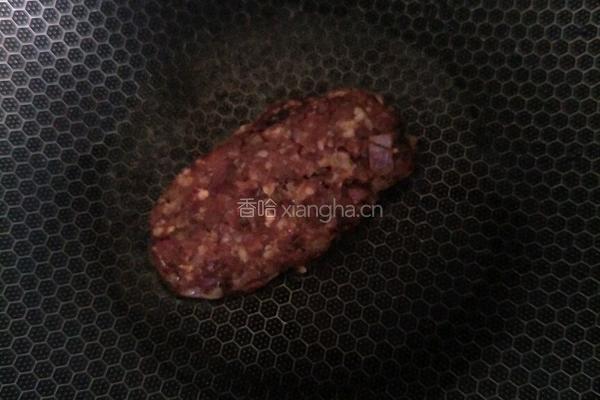 牛肉饼草莓三明治的做法图解5