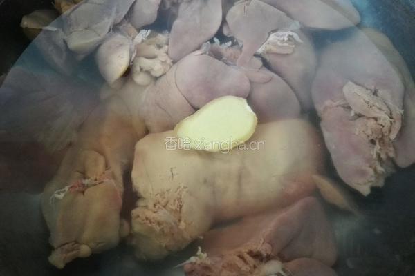 五香鸭肝的做法图解1