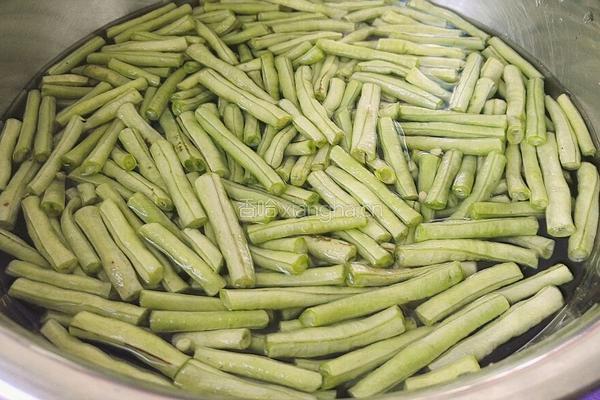 豆角烧土豆的做法图解3