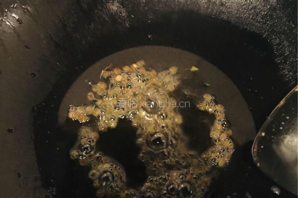 家菜泡椒鲫鱼的做法图解11