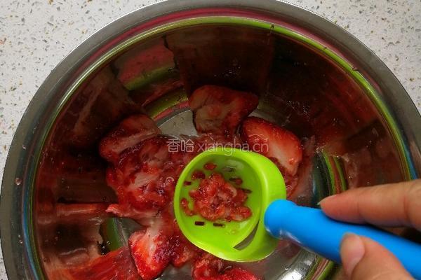 草莓溶豆的做法图解3