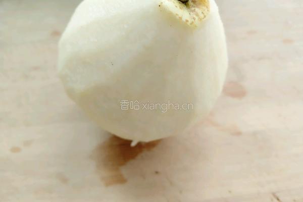 冰糖雪梨汤的做法图解2