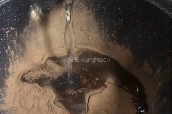 炼奶水果龟苓膏的做法图解1