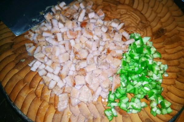 猪扒粒炒饭的做法图解2