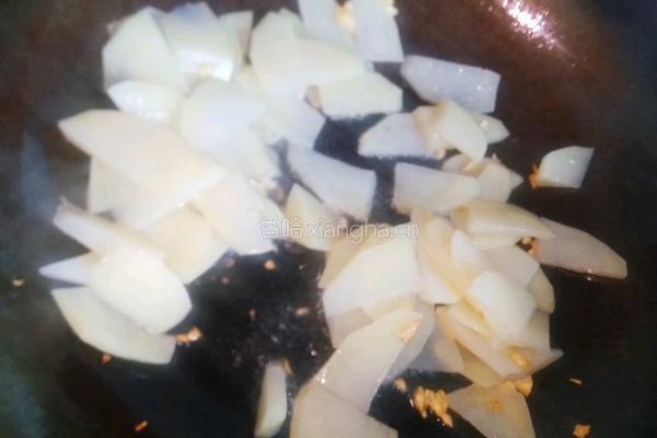 炸肉炒土豆的做法图解6