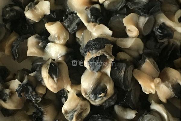 腊肉螺丝的做法图解1