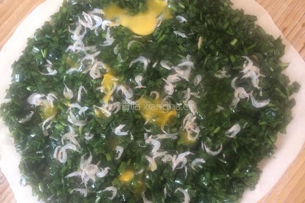 韭菜鸡蛋虾皮饼的做法图解3