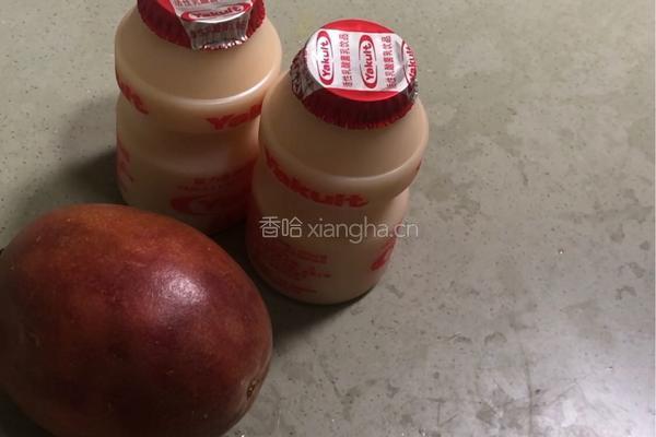 百香果酸奶饮的做法图解1