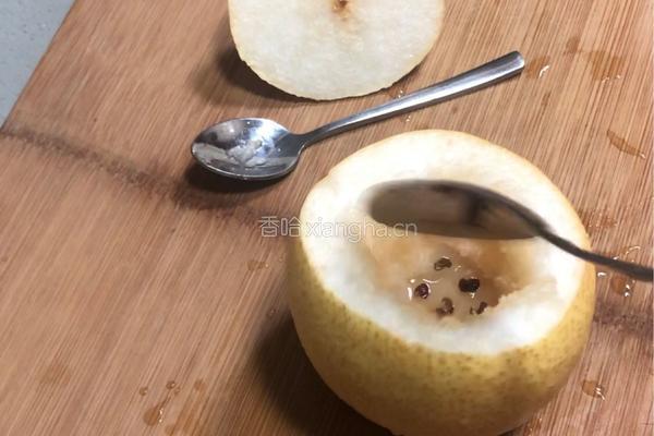 花椒炖梨的做法图解3