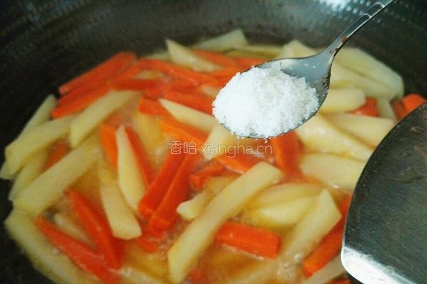 胡萝卜炒土豆的做法图解9