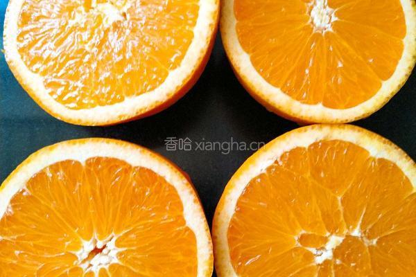鲜榨橙汁的做法图解2
