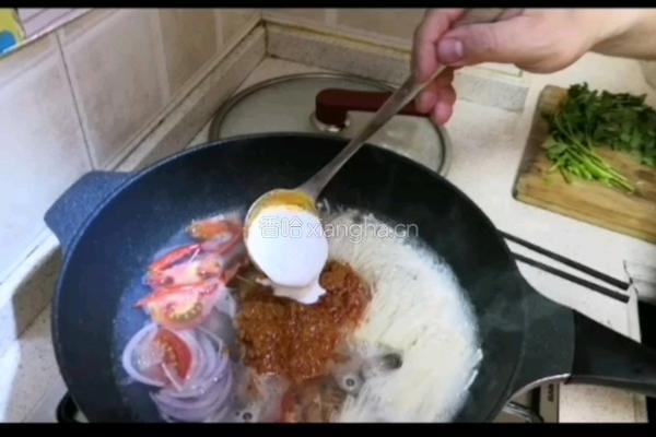 泰式冬阴功汤的做法图解5