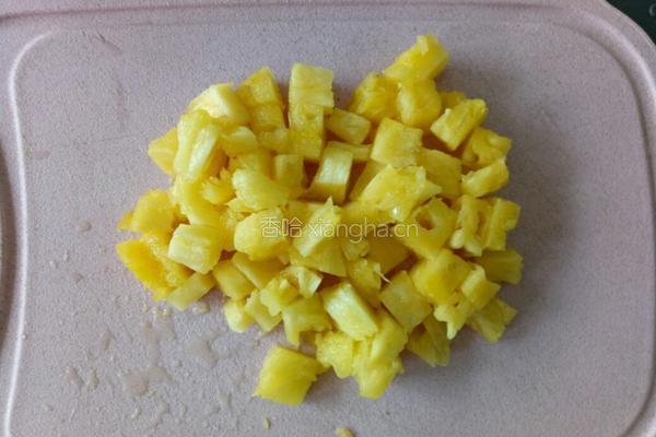 菠萝虾仁炒饭的做法图解6