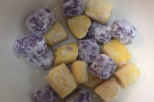 蜜豆芋圆的做法图解1