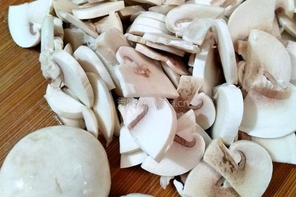 鲜蘑菇炒肉沫的做法图解4