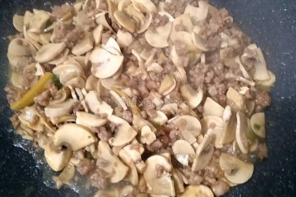 鲜蘑菇炒肉沫的做法图解7