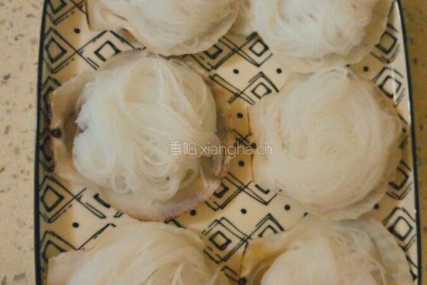蒜蓉粉丝蒸扇贝的做法图解5