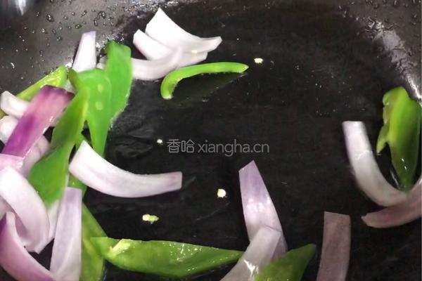 芒果炒牛肉的做法图解4