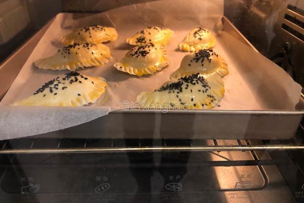 简易版榴莲酥的做法图解7