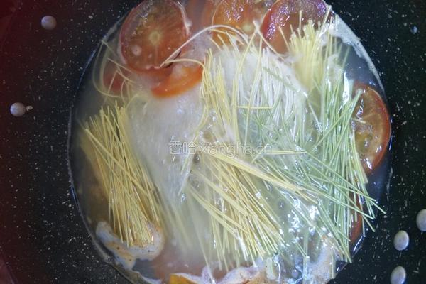 番茄鸡蛋蔬菜面的做法图解6