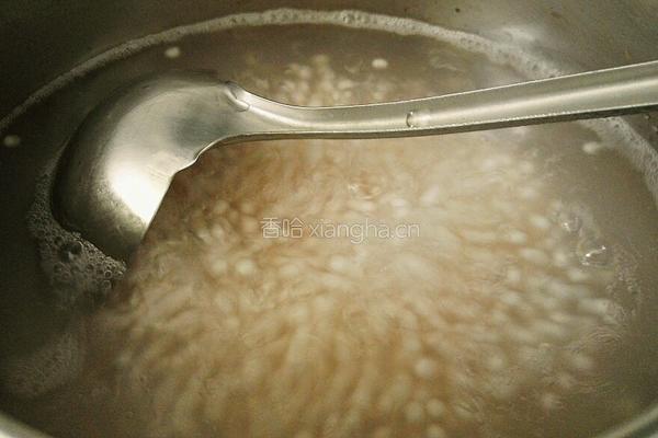 橙子奶香西米露的做法图解3