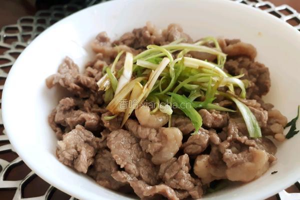 油淋葱香牛肉的做法图解9