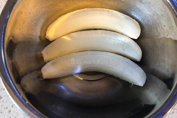 香蕉蛋糕的做法图解4
