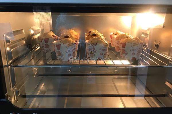 提子纸杯蛋糕的做法图解9