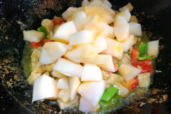 蜜瓜炒鸡丁的做法图解8