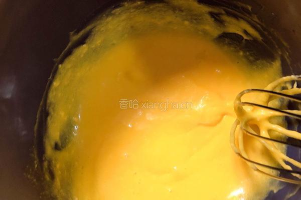火龙果舒芙蕾松饼的做法图解3