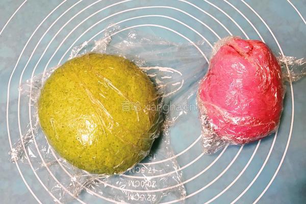 蔬果汁草莓馒头的做法图解5