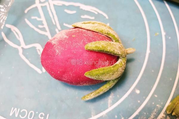 蔬果汁草莓馒头的做法图解12
