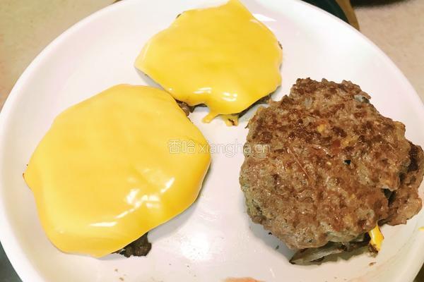 菠萝牛肉汉堡的做法图解12