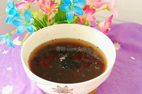 黑豆海带白萝卜鸡汤的做法图解2