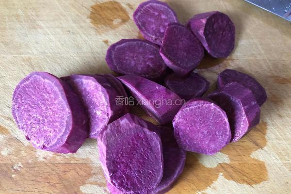 紫薯酸奶的做法图解1