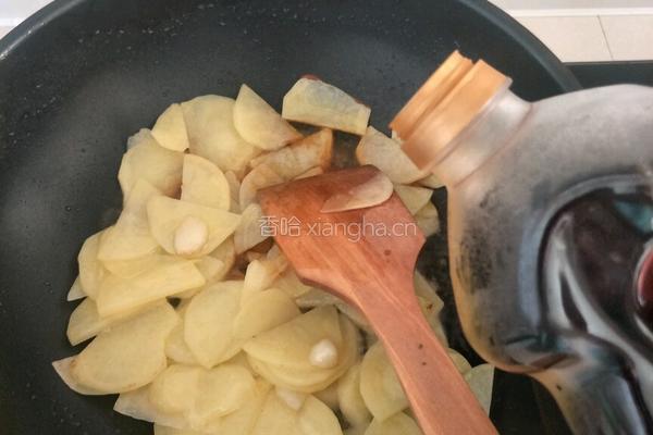 土豆辣椒的做法图解6