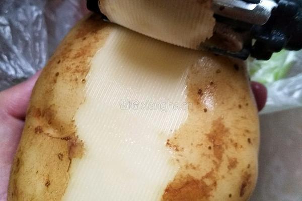 酸辣土豆丝的做法图解1